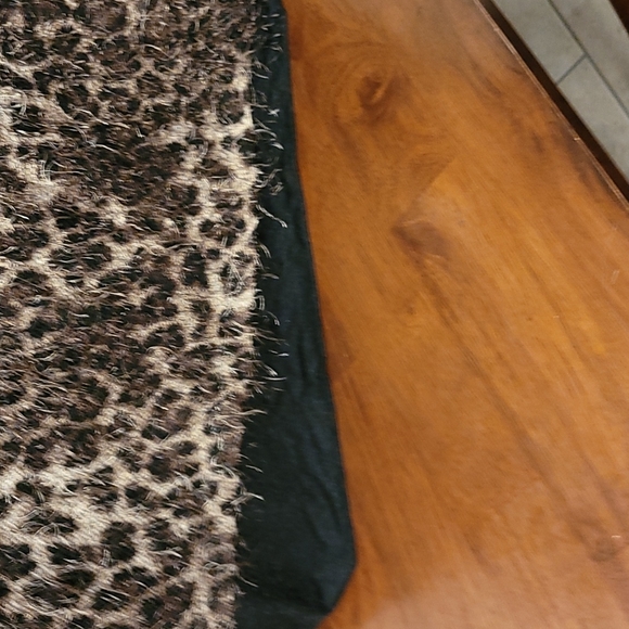 Alberto Makali Leopard Print Top with Matching Scarf - Picture 4 of 10